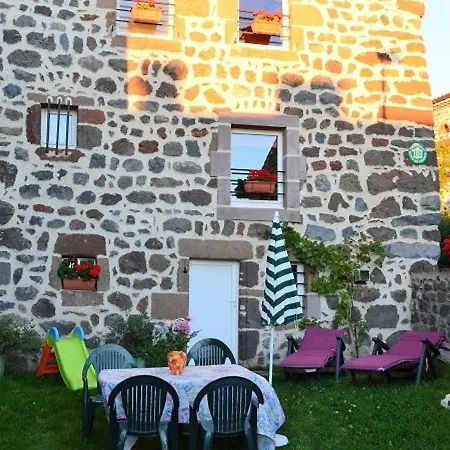 Maison De Charme En Pierres - Proche Puy-en-velay, Ideal Familles, Randos & Confort Moderne - Fr-1-582-48 Vergezac